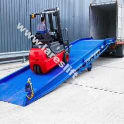 loading and unloading dock levellers